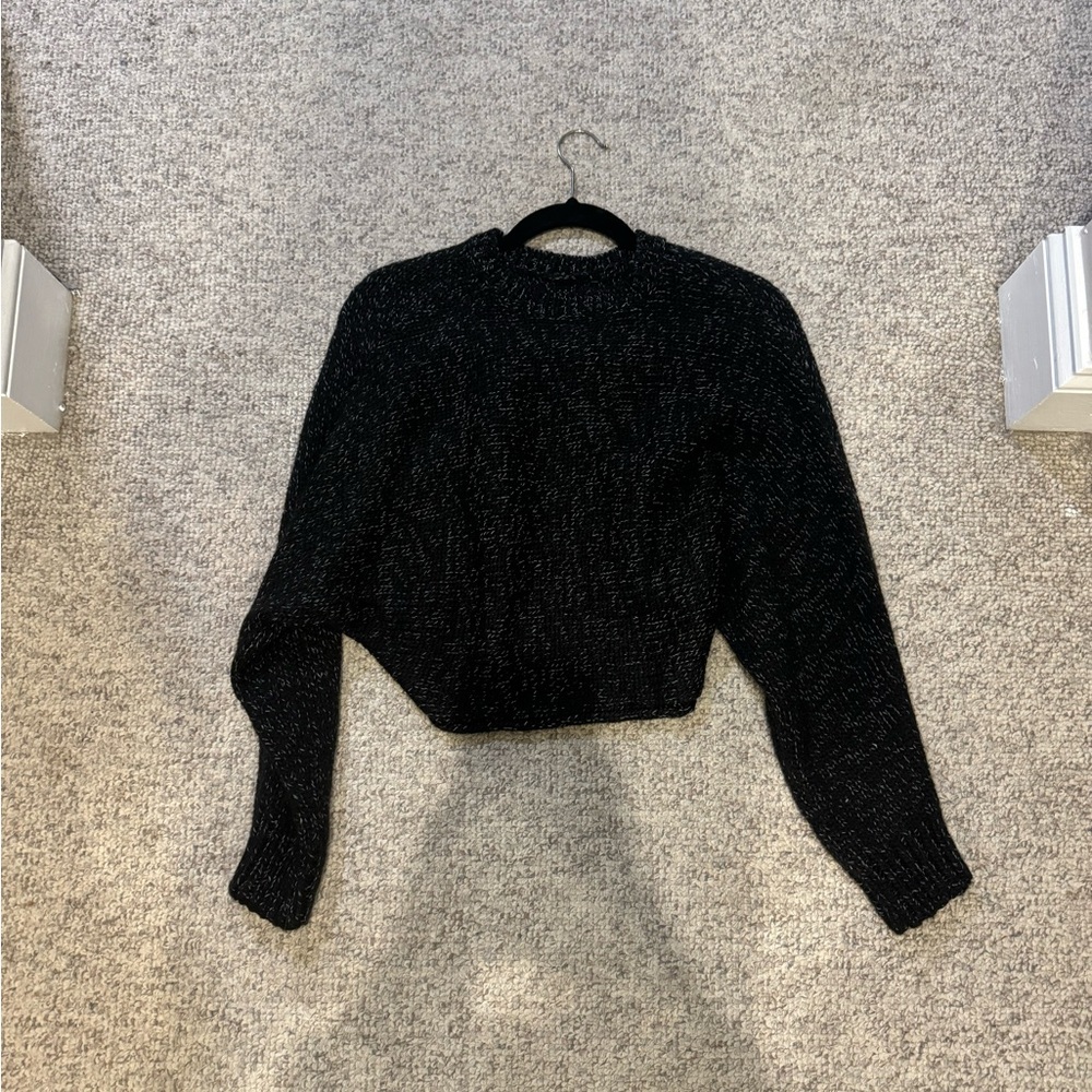 Black/white sweater from cotton on!